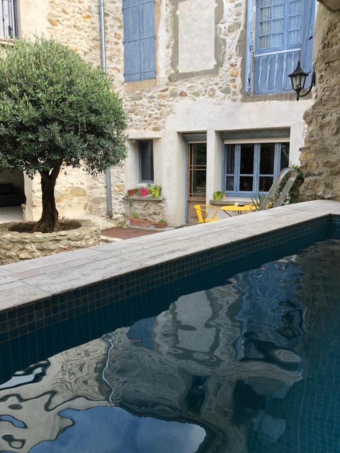 L'Oiseau Bleu Rollier Bed & Breakfast Roubia Exterior photo