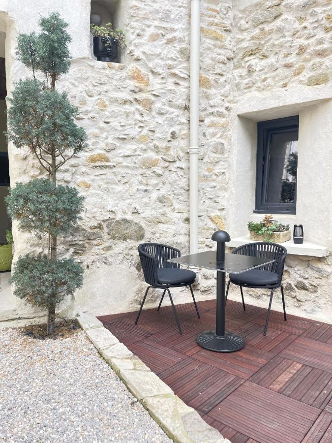 L'Oiseau Bleu Rollier Bed & Breakfast Roubia Exterior photo